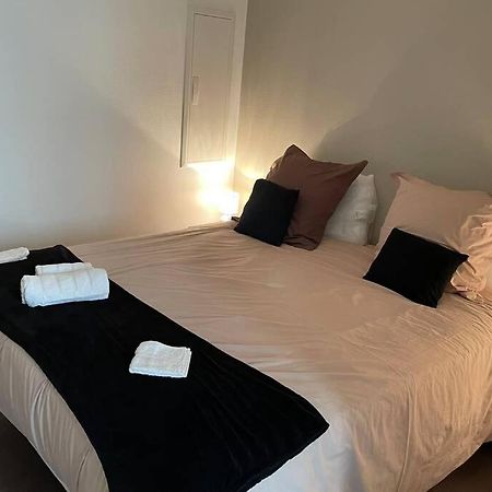 logement entier 33 m2 à Pau Esterno foto